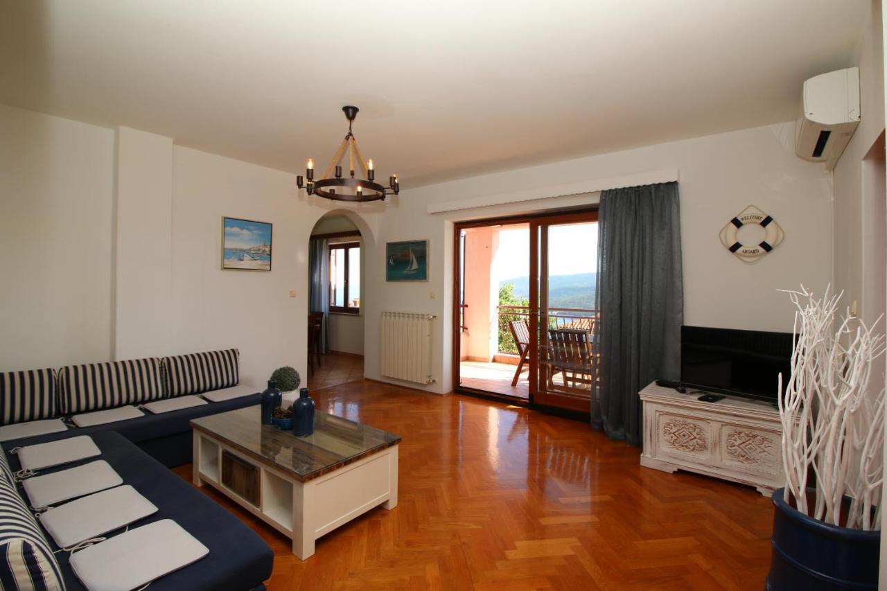 Apartments With A Parking Space Rabac, Labin - 7429 Exterior photo
